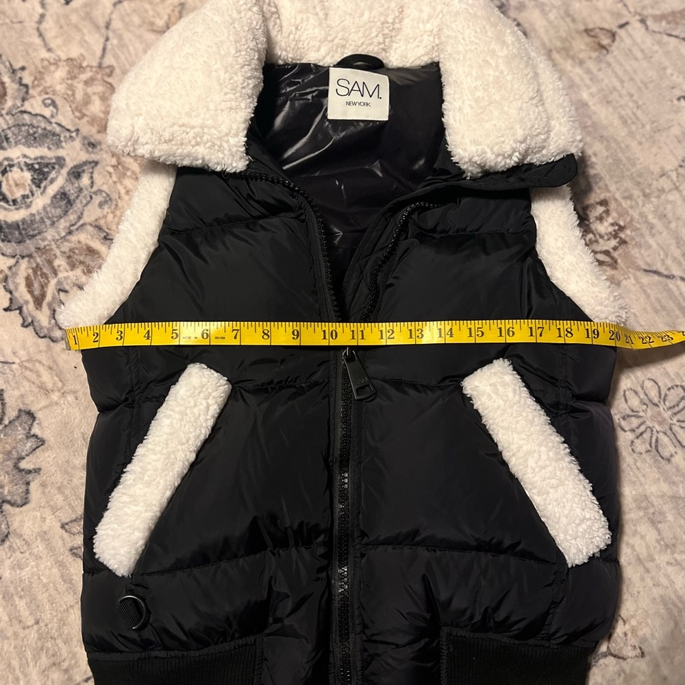 SAM. Billie Sherpa Puffer Vest. Black with White Trim